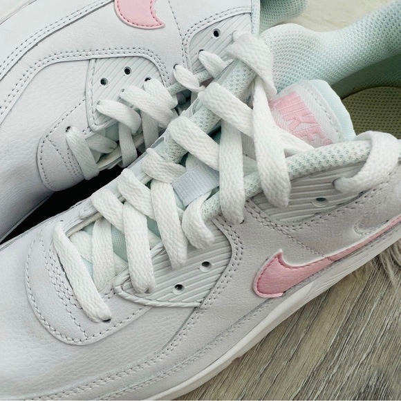 NWT Nike Air Max 90 LTR Women’s Shoes - Picture 4 of 6